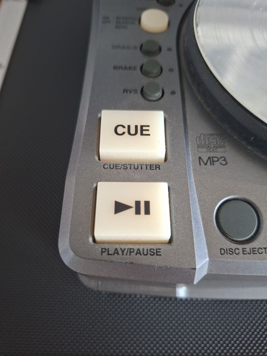 Denon DN-S1000 CD/MP3 DJ
