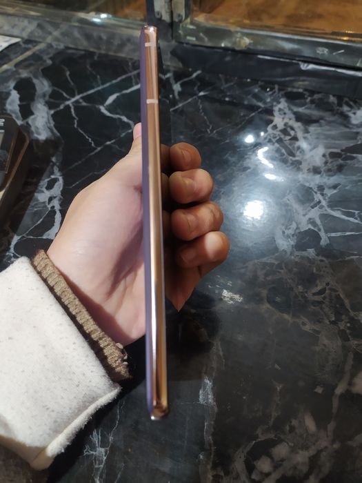 Samsung  Galaxy S21 +5 G