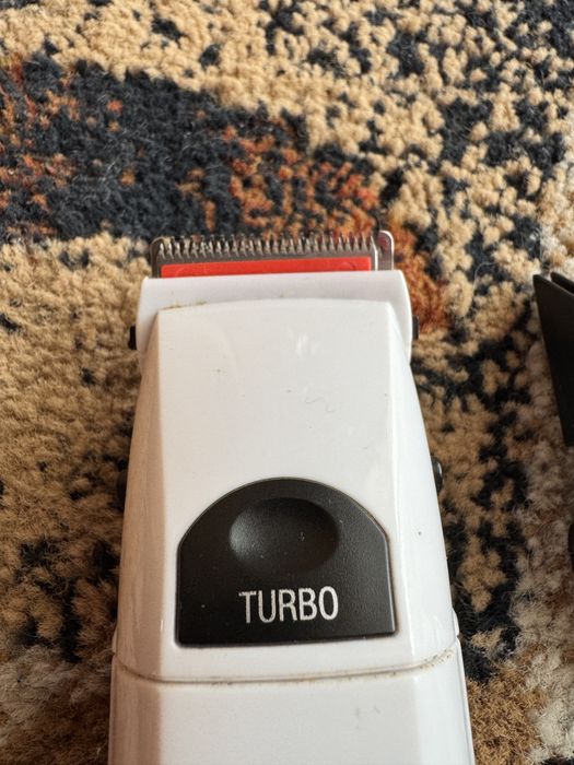 Masina de tuns Babyliss profesionala cu incarcator si toate numerele