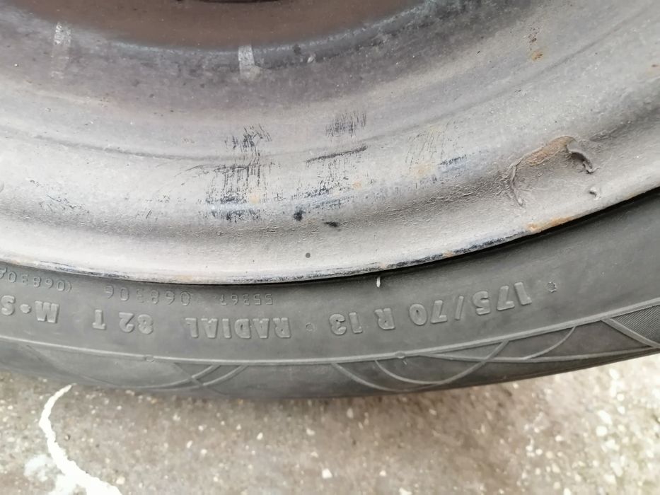 Продавам гуми с джанти различни модели