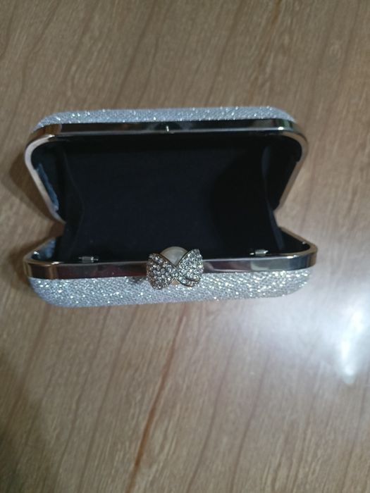 Маленькая элегантная сумочка