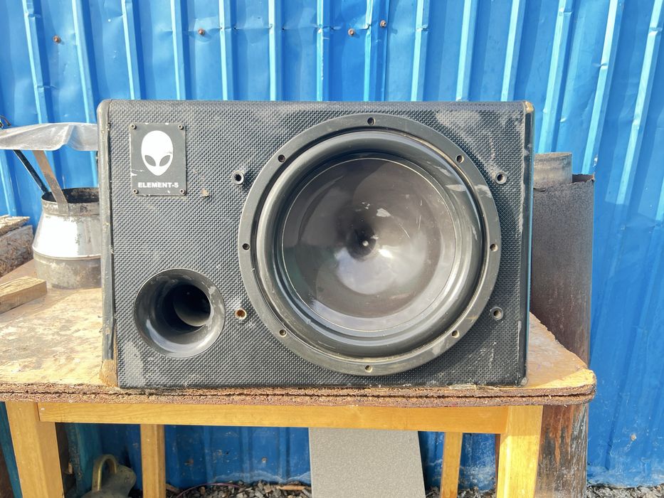 Продам сабвуфер 5 элемент