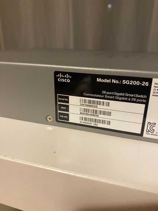 CISCO SG200 26- Гигабитов управляем суич