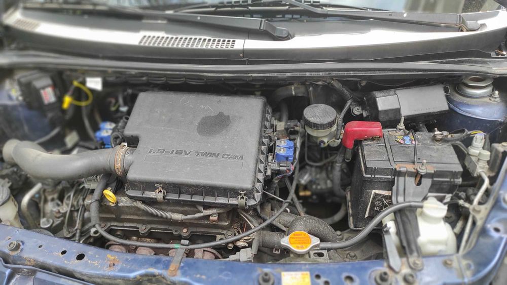 Daihatsu sirion 1.3 бензин газ