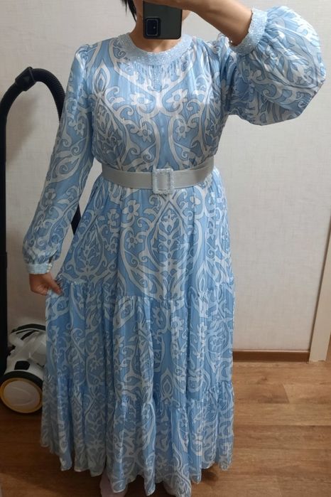 Красивое вечернее платье