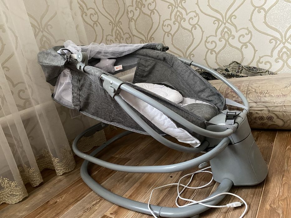 Шезлонг для ребенка, новый