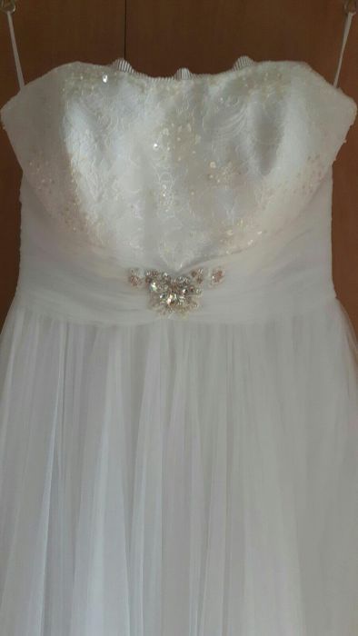 Vand rochie mireasa