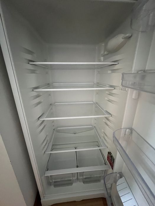 Холодильник Ariston