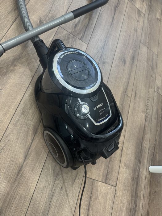 Пылесос  bosh