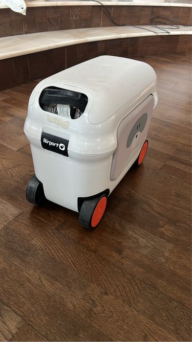 Troler copii gen trunki