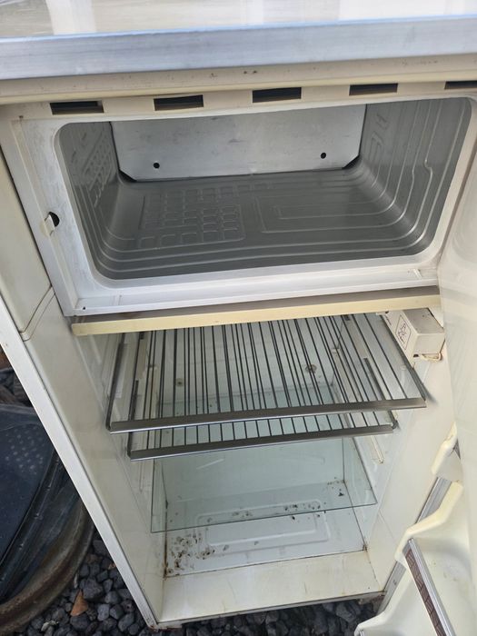 Продам холодильник цена 25тыс