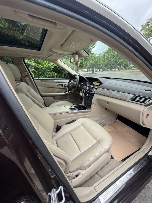 Mercedes e350   3.0 v6 euro 5  Full
