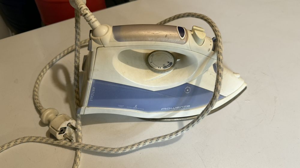 Fier de calcat Rowenta