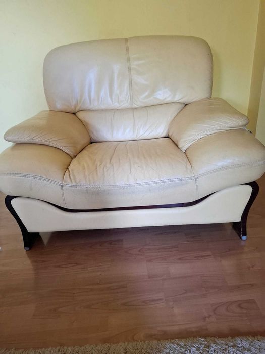 Set canapea si 2 fotolii combinatie din piele ecologica si piele