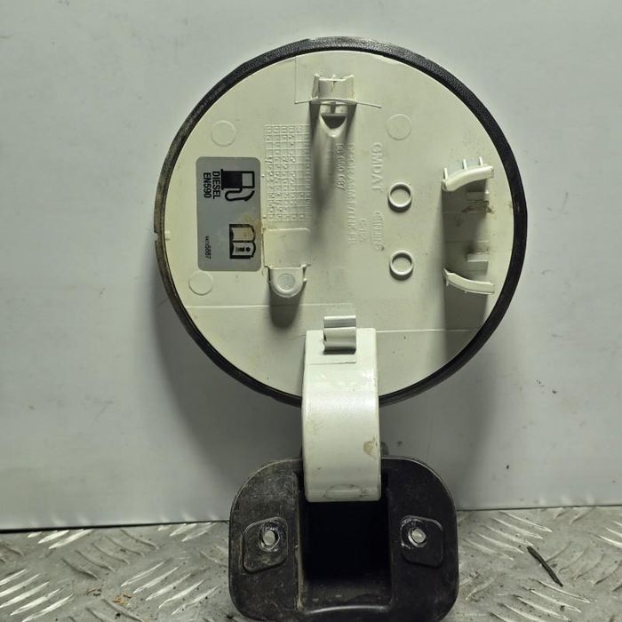 Capac rezervor alb perlat Opel Antara