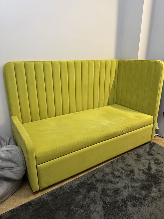 Диван кровать б/у в отличном состоянии, 180*90