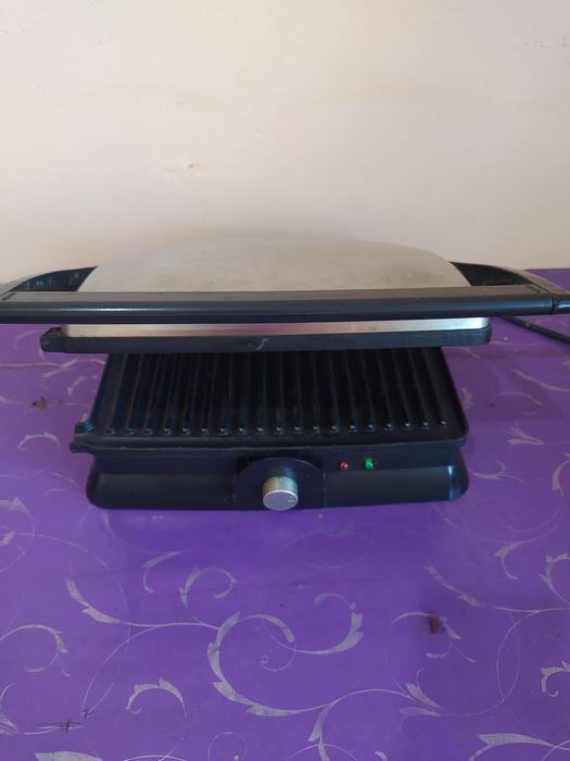 продам грильницу для чизбургера и хот- дога