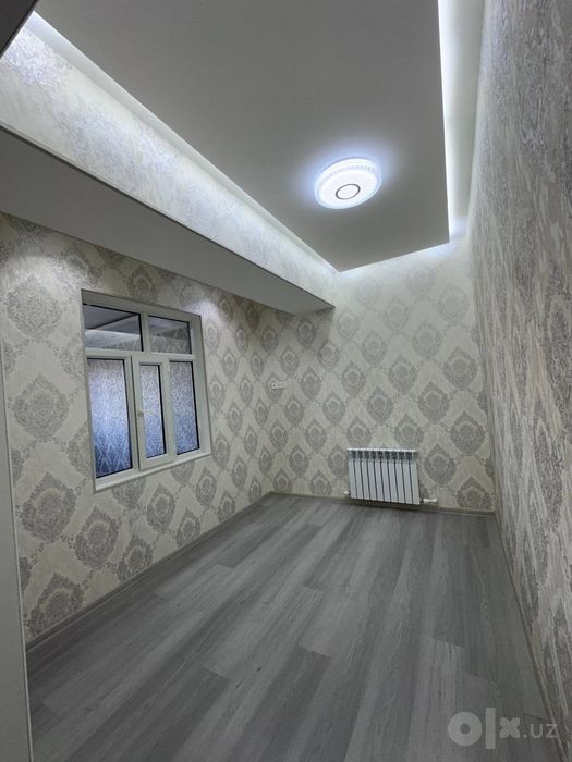 Срочно сотилади 2 хона 50м²  4 этаж 6 эт дом Супер ор 58 мактаб
