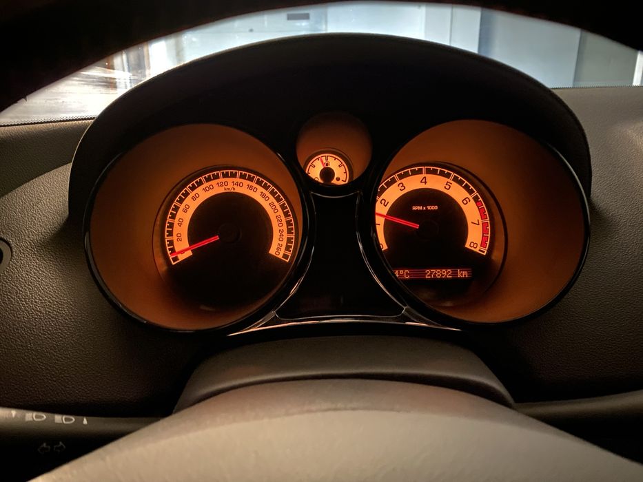 Турбо , кабрио .Опел ГТ Роадстър .