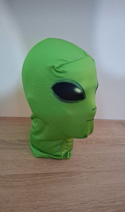 Cagulă termică elastică. Model extraterestru. Nouă