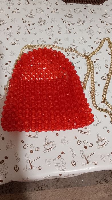 Продается сумочка вечерняя