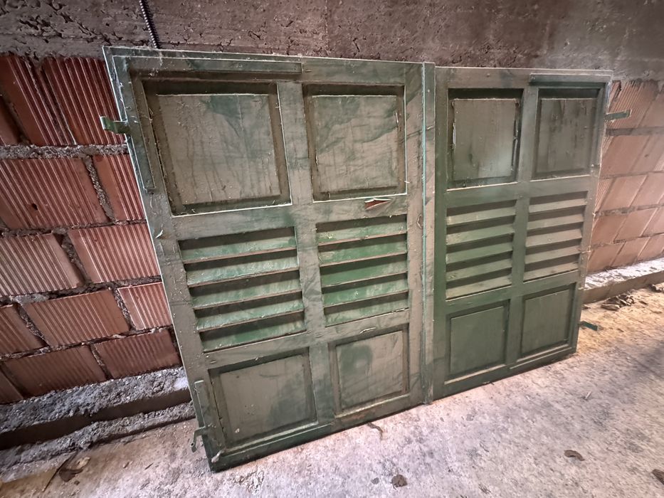 Set Obloane din lemn vechi