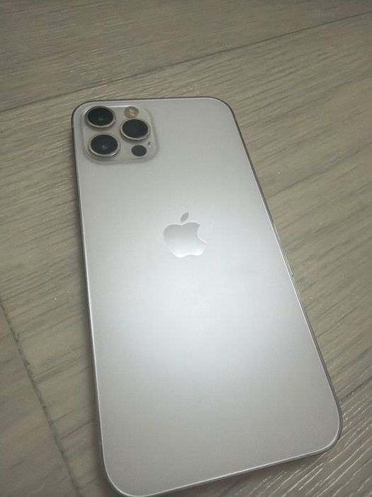 iPhone 12 Pro 256 ГБ