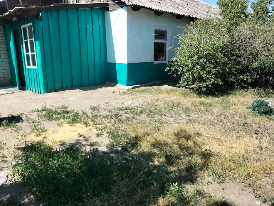 Продам часть дома в центре п.Восточного!