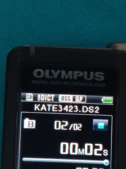 OLYMPUS. DS-7000 Digital Voice Recording, reportofon digital cu cart SD 2 GB.
