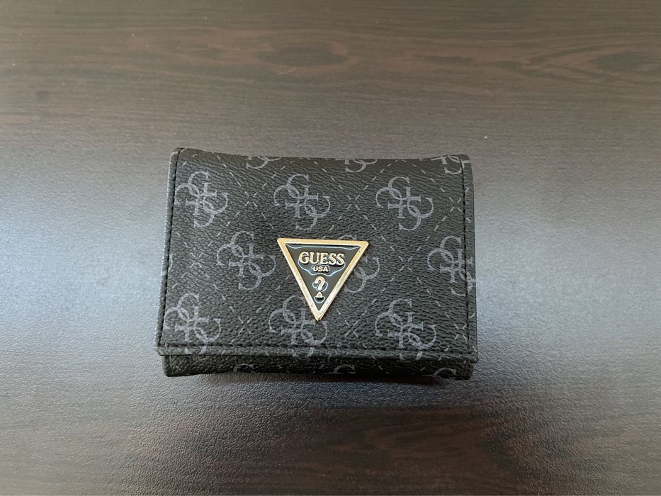 Guess дамско портмоне НОВО ЗАРЕЖДАНЕ Нови Модели