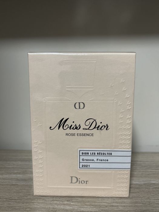 Miss dior rose essence