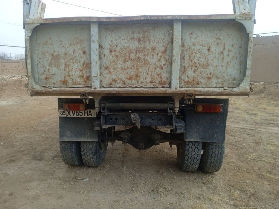 ЗИЛ самосвал сотилади йили 1983.матор Урал