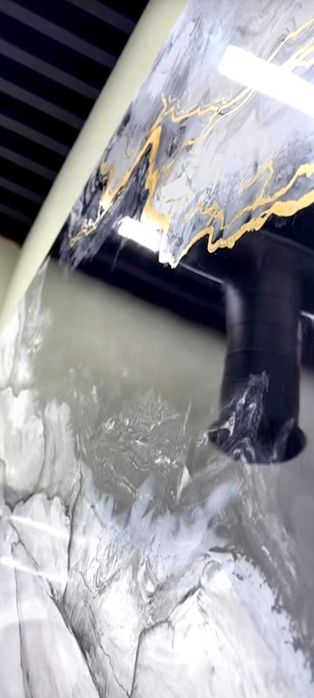 Zugraveli finisaje interioare Stucco Venetian piatra sparta pensulata sericii la standarde ridicate