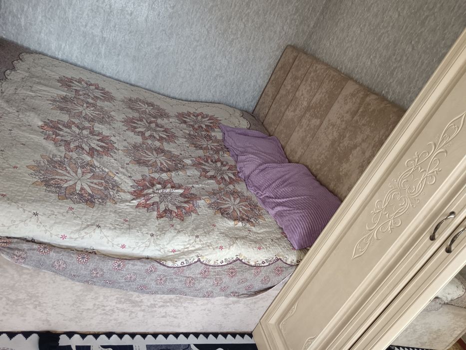 Кровать двух спальный