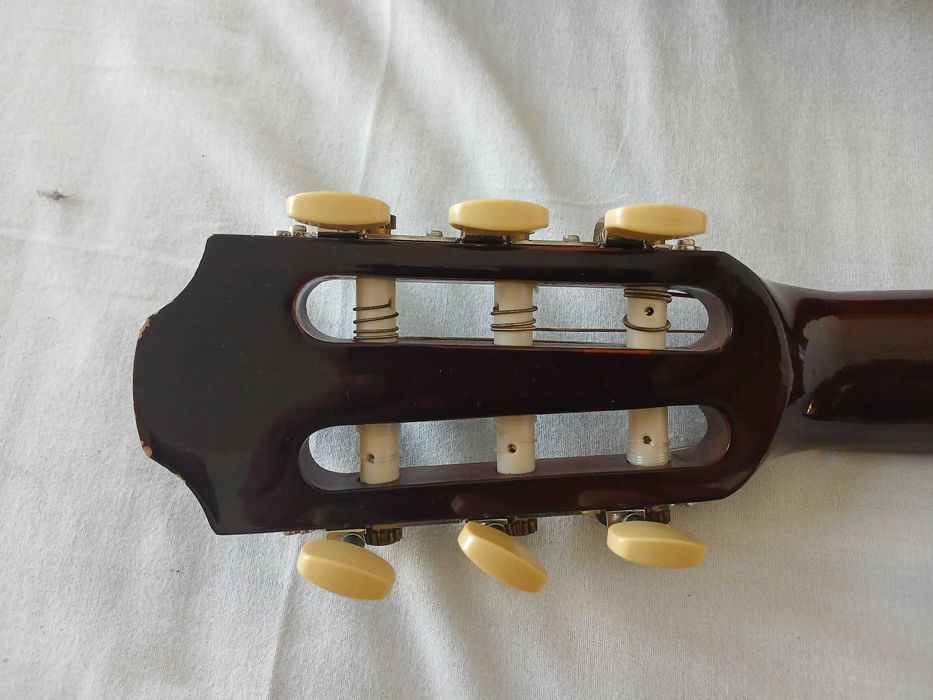 Акустична китара Hohner