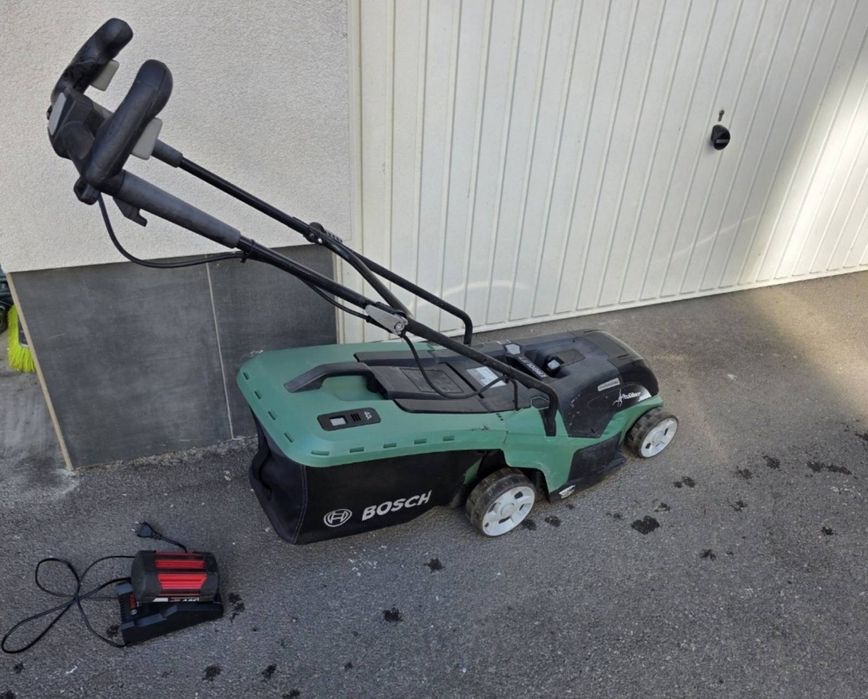 Електрическа косачка с батерия Bosch Pro silence 36-550