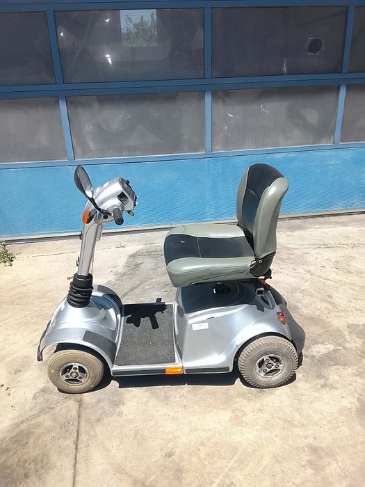 Carucior scuter elecrtic