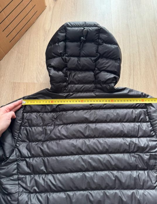 Geaca puffer de iarna impermeabila cu pene de gasca Patagonia neagra