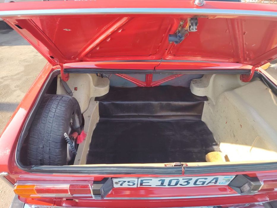 ВАЗ 2106 Сотилади