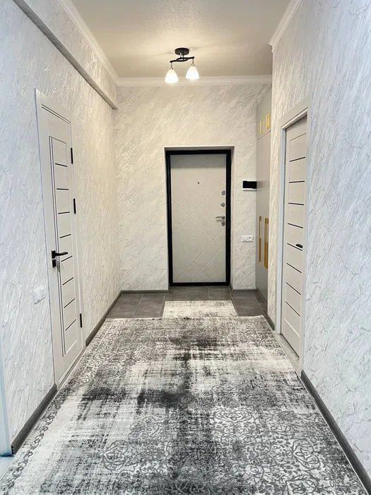 1/3/6. Дом кирпичный. Сергели 3А, Янгихает р-н. Квартира 30 м².