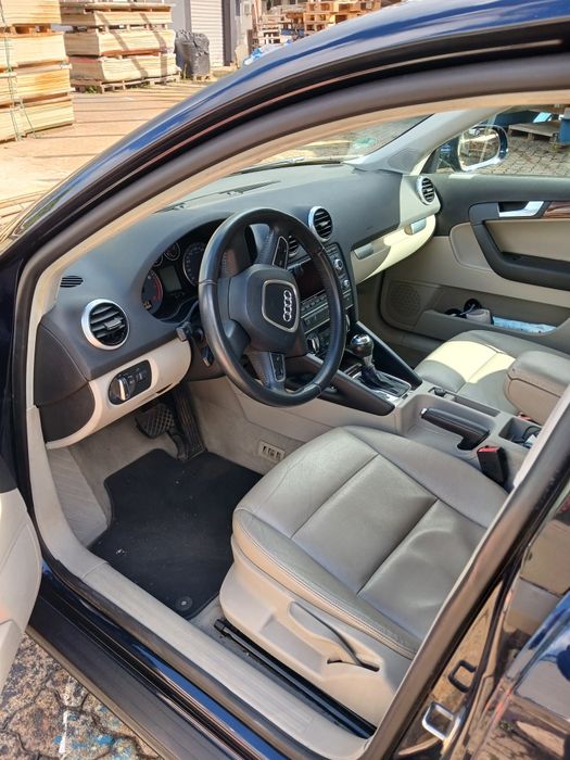 Vând Audi A3 SPORTBACK 2012, model 2013 S-tronic