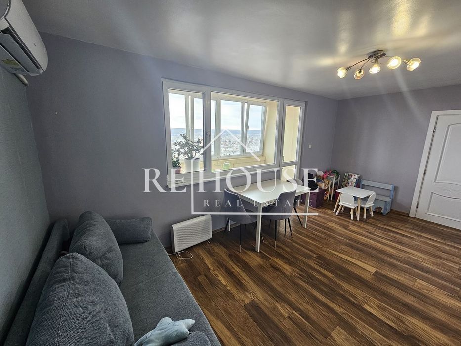 Продава се Двустаен апартамент в Варна, Левски - 70 кв.м за 1986 €/кв.м - Снимка #2