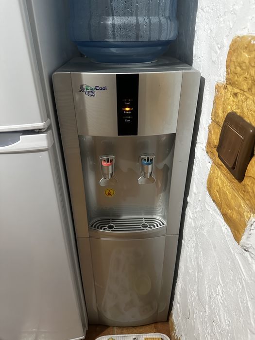 Продам кулер для воды