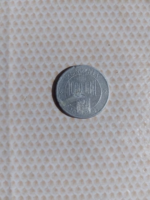 Moneda veche de 1000 lei din anul 2001, pentru colectionari!