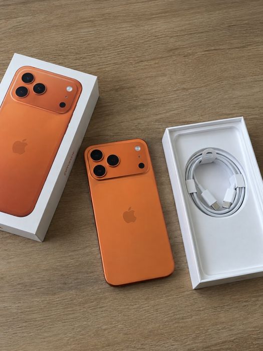 Продам iPhone 17 Pro Max 256 GB