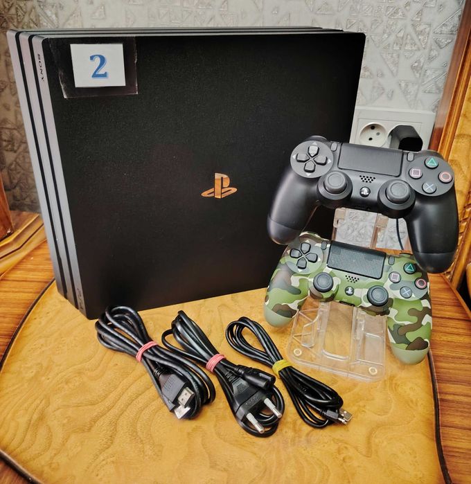 PlayStation 4 PRO (взломанная версия)