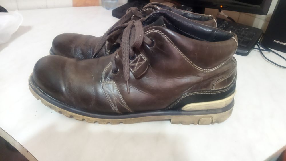 Продам мужские ботинки демисезон