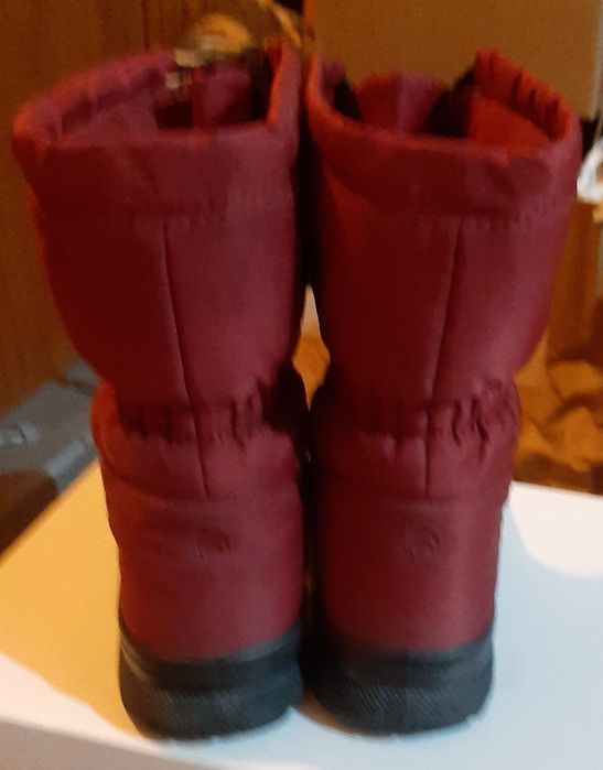 Продам сапожки утепленные