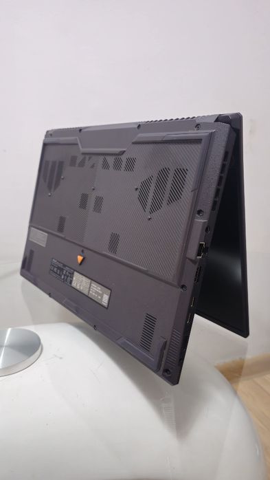 ASUS TUF Gaming A15 – Ryzen 7 – RTX 4050 – 16GB – 1TB SSD – 144Hz