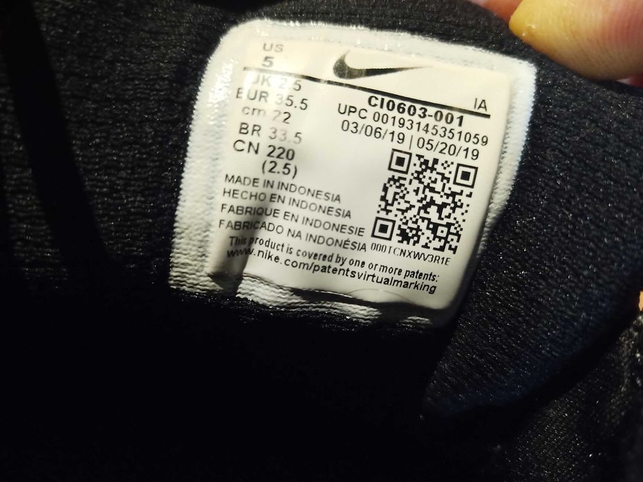 Детски маратонки  NIKE   35.5 номер